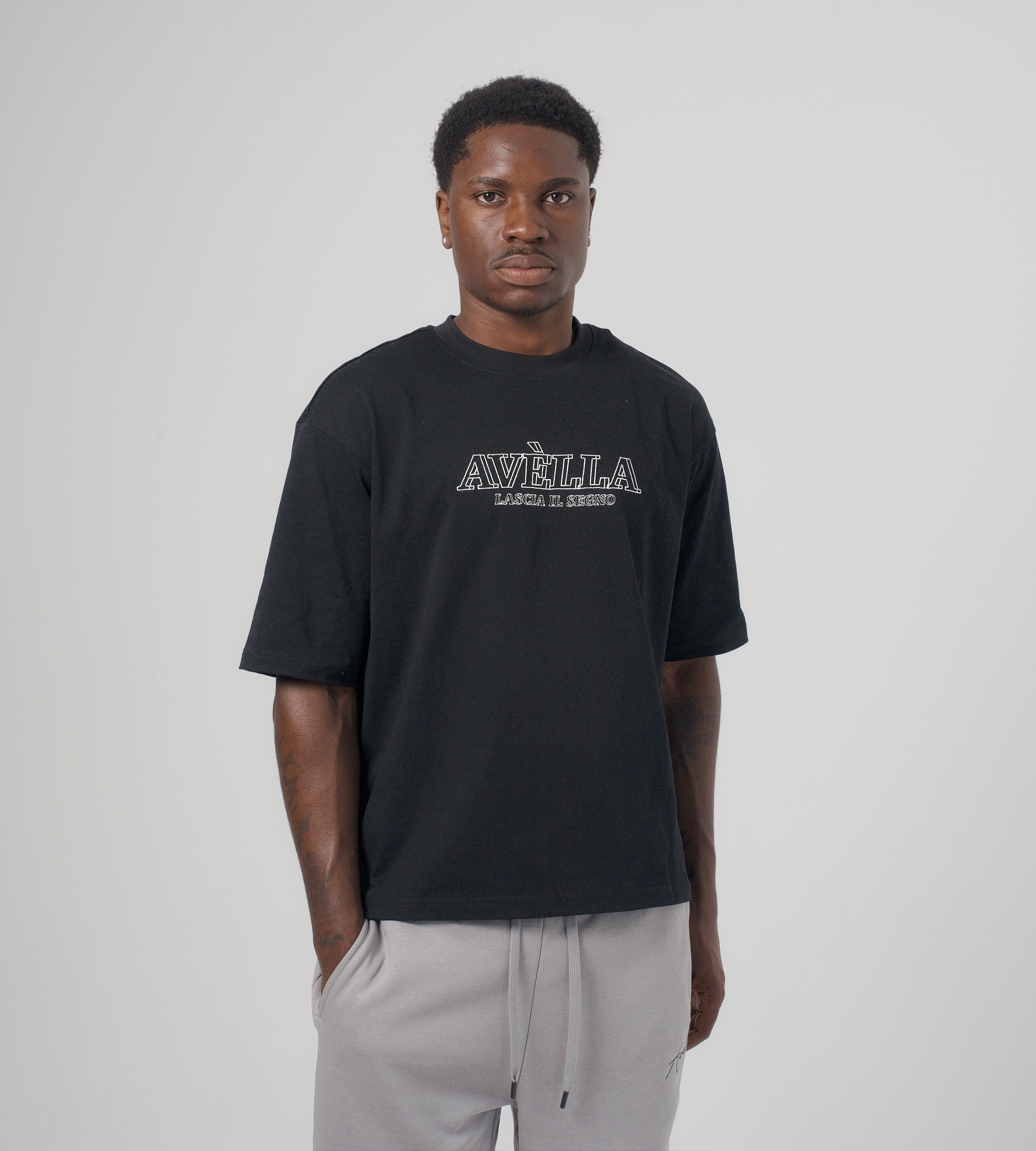 Schwarzes T-Shirt