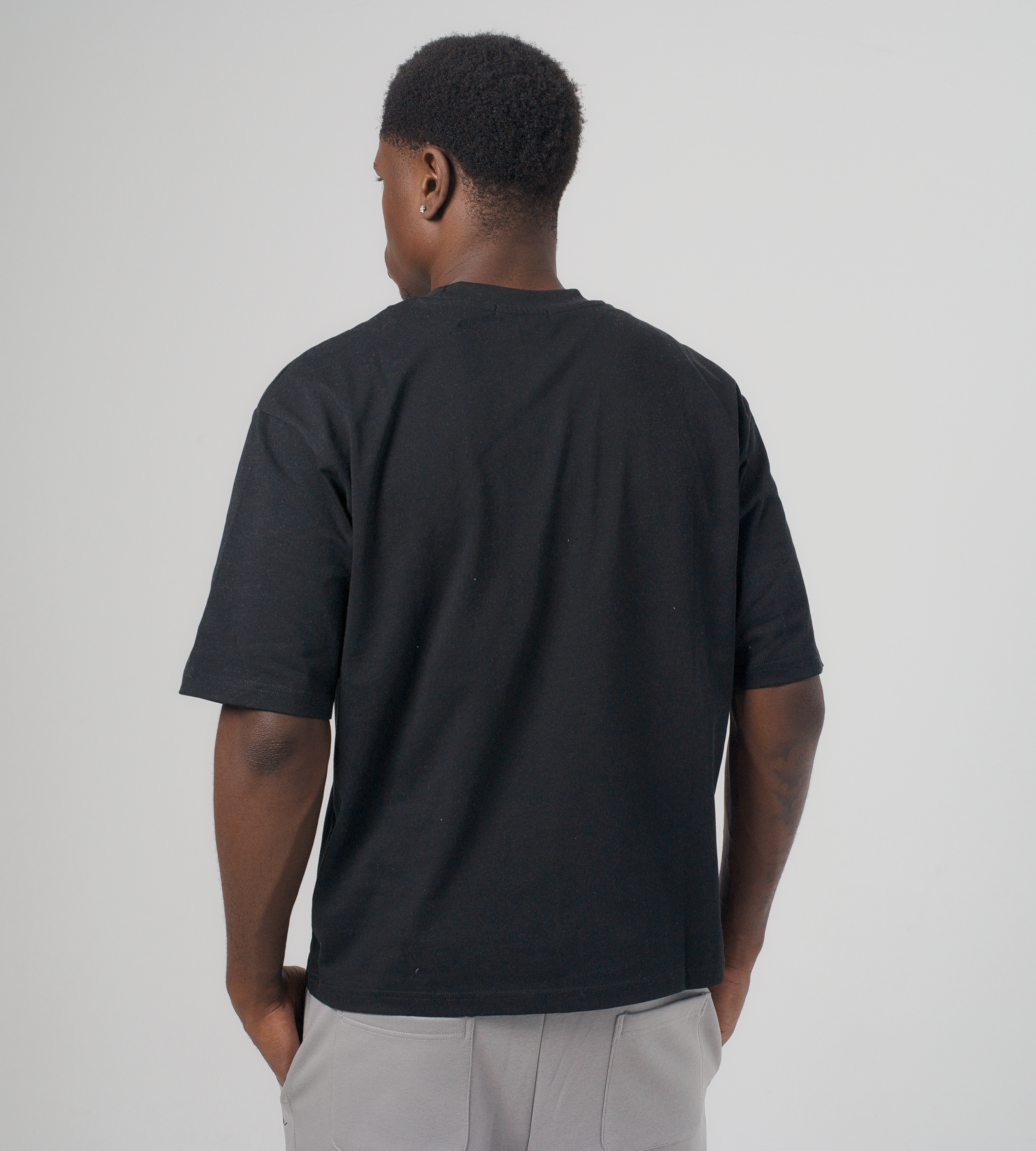 Schwarzes T-Shirt